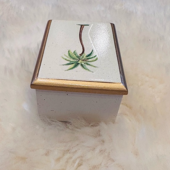 Halcyon Days Palm Tree Trinket Box - Picture 8 of 10